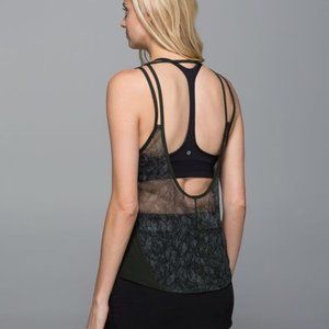 Lululemon tank top and bra